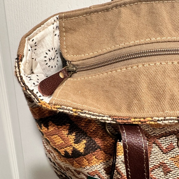 Myra Bag Tote Canvas and Leather Shoulder Strap Zipped Bag - NWT - Picture 8 of 16